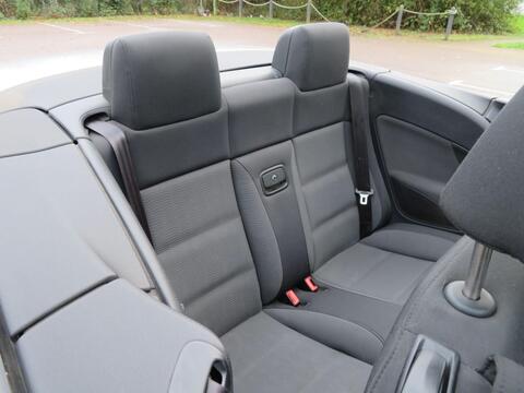 Volkswagen Eos view 9