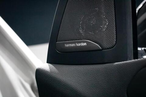 BMW X5 view 15