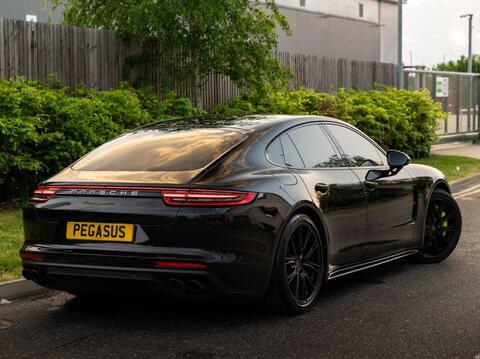 Porsche Panamera view 3