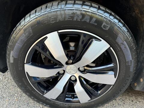 Peugeot 2008 view 30