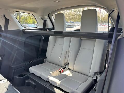 Land Rover Discovery Sport view 33