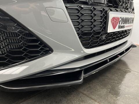 Audi RS6 view 11