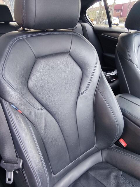 BMW 5 Series view 11