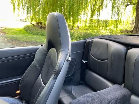 Porsche 911 view 37