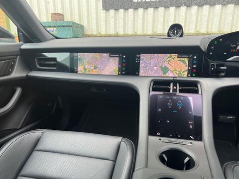 Porsche Taycan view 24