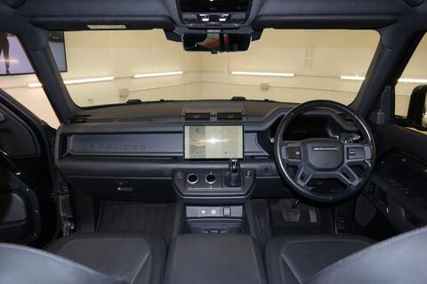 Land Rover Defender view 27