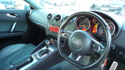 Audi TT view 12