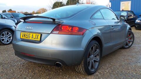 Audi TT view 3