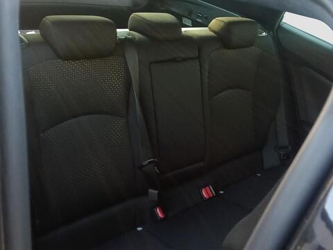 Toyota Prius view 15