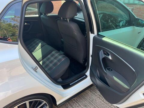 Volkswagen Polo view 11