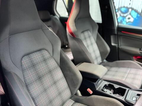 Volkswagen Golf view 29