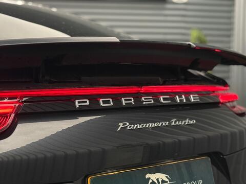 Porsche Panamera view 21