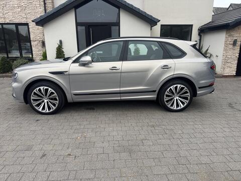 Bentley Bentayga view 2