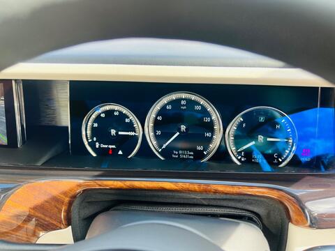 Rolls-Royce Phantom view 69