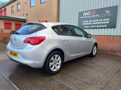 Vauxhall Astra view 8