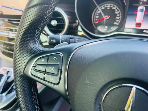 Mercedes-Benz V-Class view 47