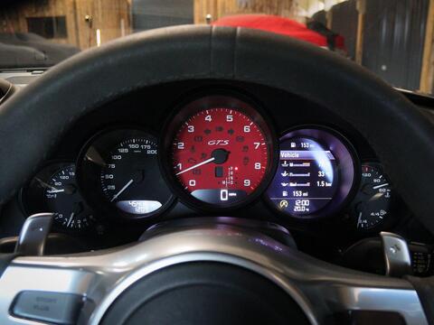 Porsche 911 view 56