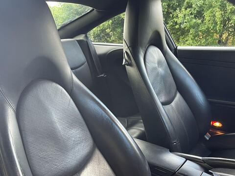 Porsche 911 view 33
