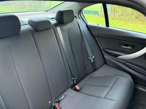BMW 3 Series view 55