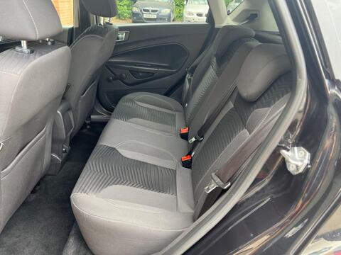 Ford Fiesta view 14