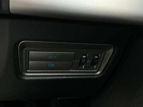 Jaguar XF view 46