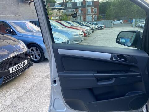 Vauxhall Zafira view 18