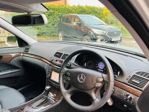 Mercedes-Benz E Class view 45