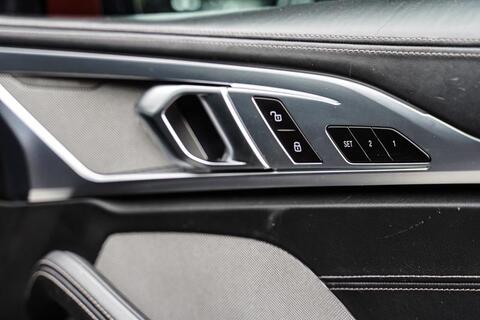 BMW 8 Series view 26
