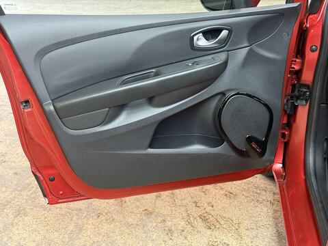 Renault Clio view 20