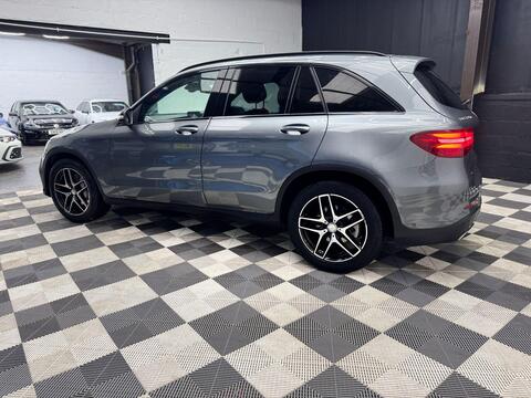 Mercedes-Benz GLC view 12