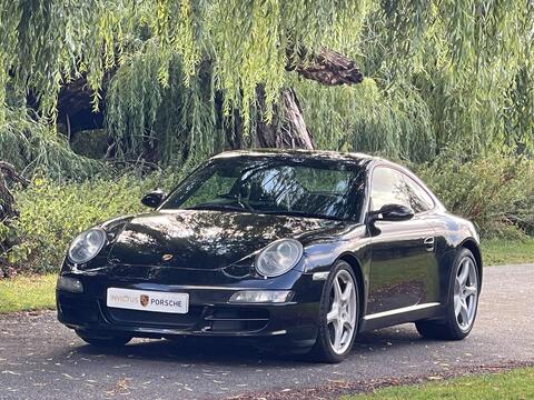 Porsche 911 view 42