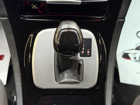 Ford Galaxy view 18