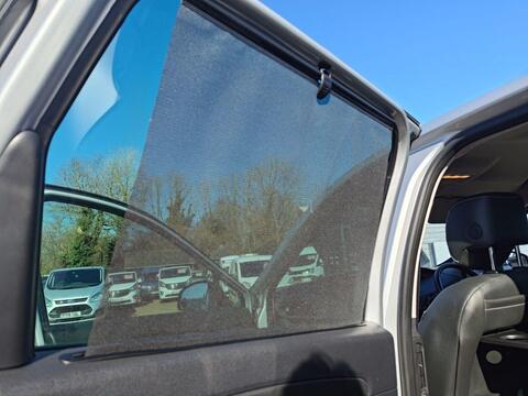 Renault Scenic view 25