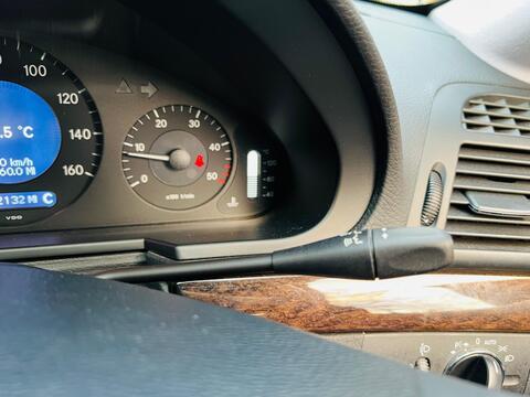 Mercedes-Benz E Class view 47
