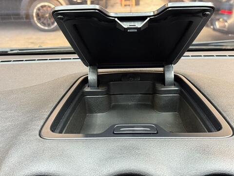 Ford Galaxy view 20
