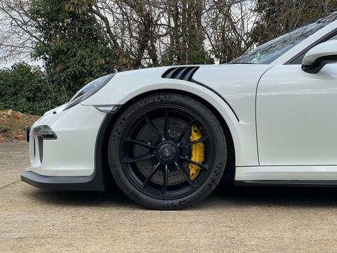 Porsche 911 view 63
