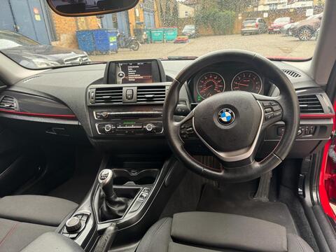 BMW 1 Series view 18
