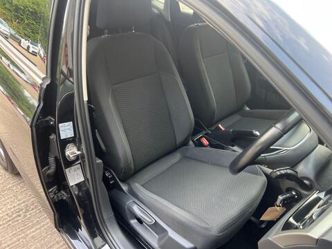 Volkswagen Polo view 12