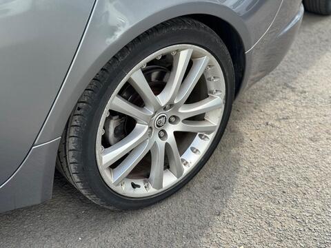 Jaguar XF view 49