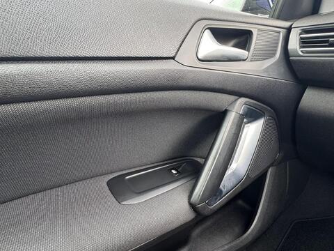 Peugeot 308 view 26