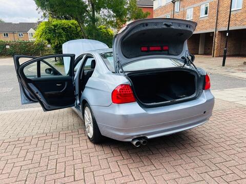 BMW 3 Series view 30