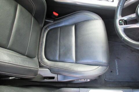 Jaguar Xe view 21
