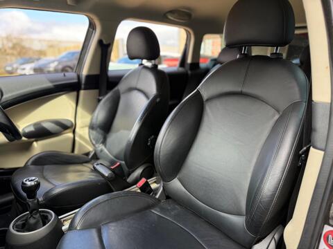 Mini Countryman view 27