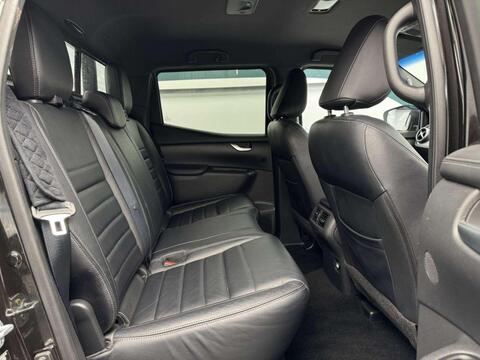 Mercedes-Benz X-Class view 15