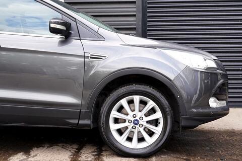 Ford Kuga view 32