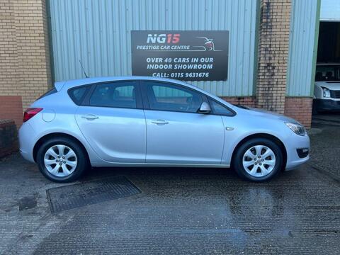 Vauxhall Astra view 2