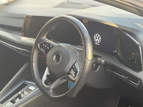 Volkswagen Golf view 30
