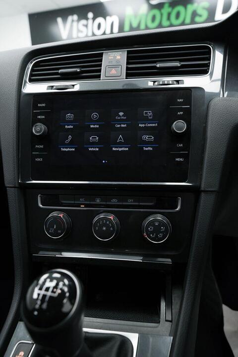 Volkswagen Golf view 15