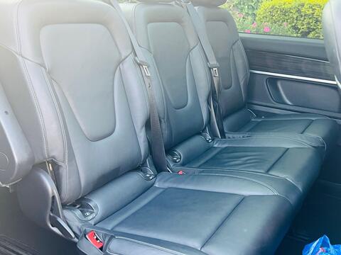 Mercedes-Benz V-Class view 14
