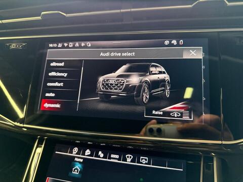 Audi SQ7 view 74